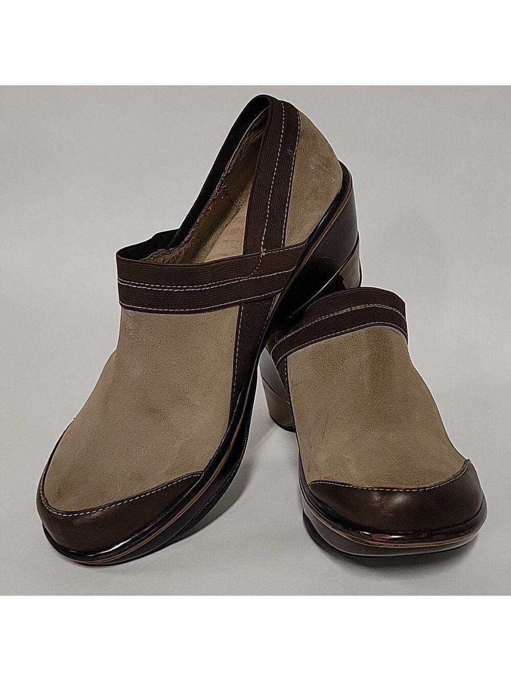 Jambu Women's Cali Classic Comfort Clogs, Beige/Brown, Sport Wedge Design, Sz 11